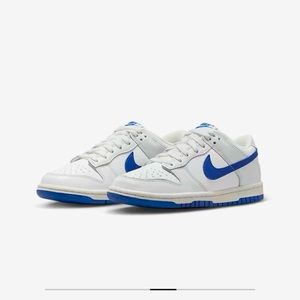 Nike Dunks